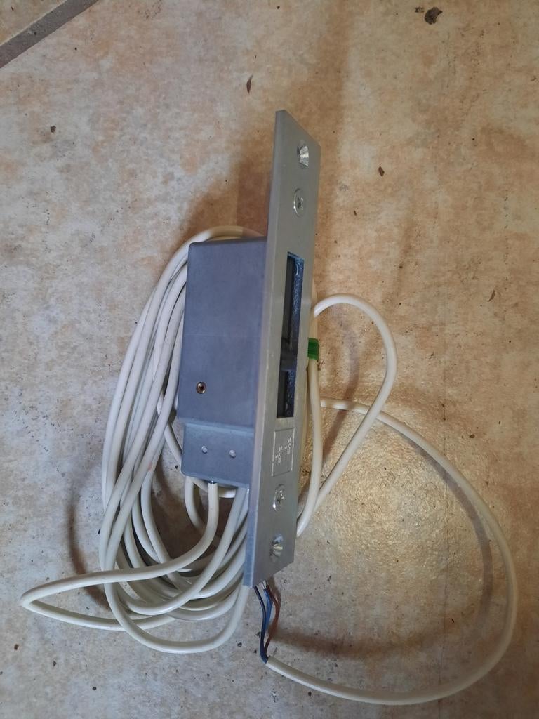 Nieuwe effeff nachtschoot schakelaar met behuizing, Ophalen of Verzenden, Nieuw, Schakelaar