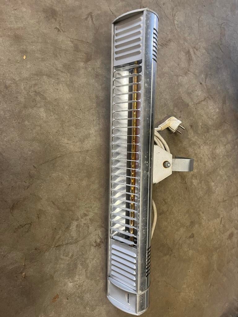 Burda Verwarming - Kachel warmtelamp 220 volt, Ophalen, 30 tot 80 cm, Gebruikt, Kachel
