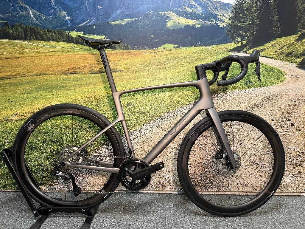 SCOTT Addict 20 L 56cm Ultegra DI2 Fulcrum Carbon 42 €4999,-