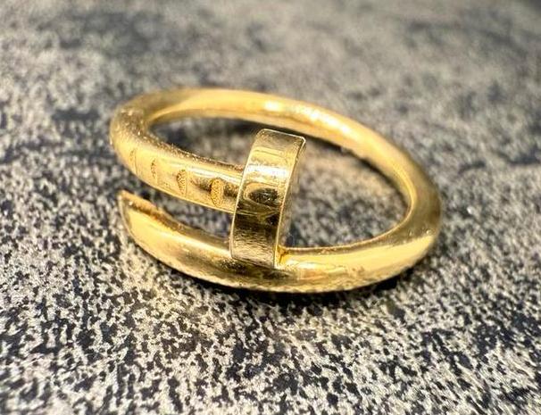 Prachtige 18k gouden spijker ring, Sieraden, Tassen en Uiterlijk, Ophalen of Verzenden, Nieuw, Goud, Dame