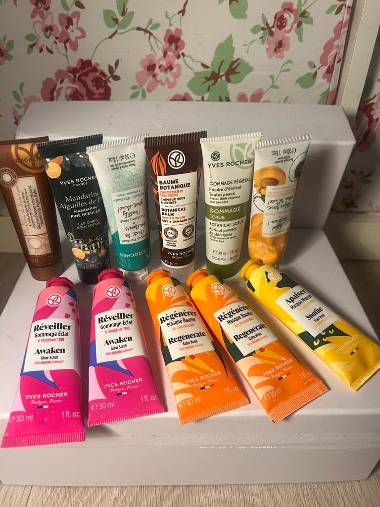 Yves Rocher cremes, Sieraden, Tassen en Uiterlijk, Uiterlijk | Lichaamsverzorging, Nieuw, Bodylotion, Crème of Olie, Verzenden