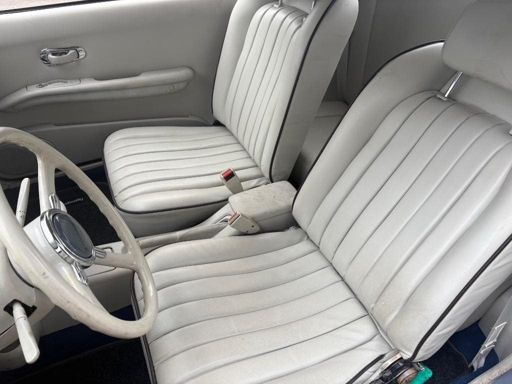 Unieke LINKSgestuurde Nissan Figaro nieuw opgebouwd, foto 12
