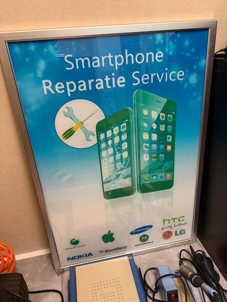 Telefoon reparatie spullen + iphone / samsung onderdelen