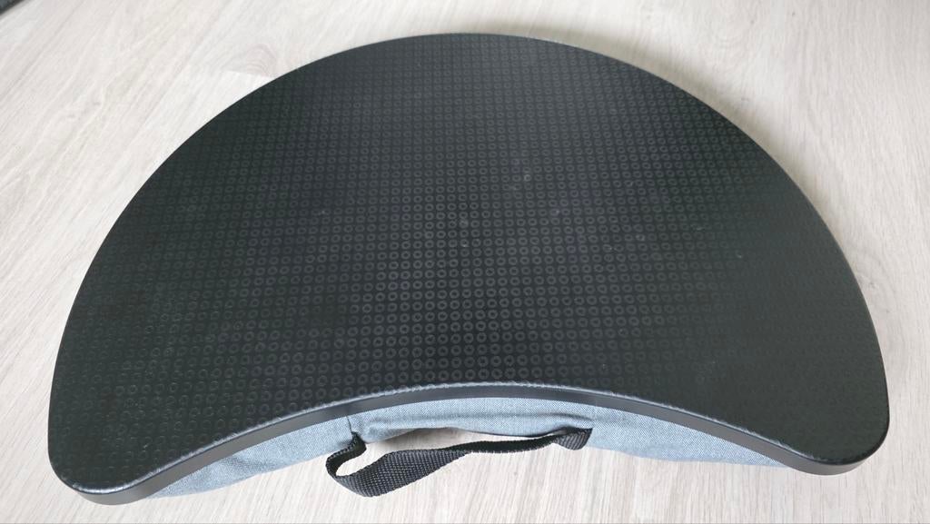 Laptoptafel met kussen - Comfortabel en praktisch, Ophalen of Verzenden, Zo goed als nieuw