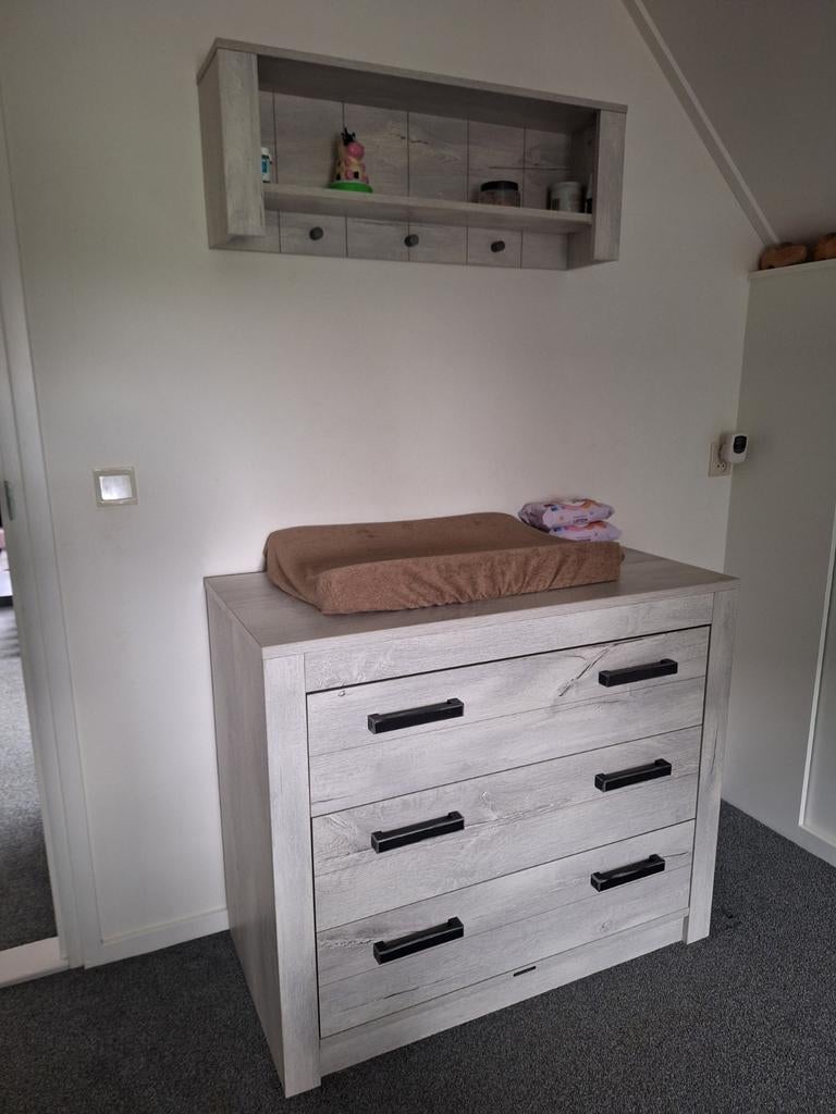 Kidsmill Sem Nautic Grijs Ledikant, Commode & Wandrek, Ophalen, 50 tot 70 cm, Opstaande rand, 100 cm of meer