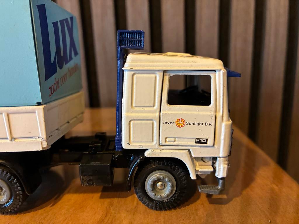 Tekno Volvo F10 LUX afwas Lever Sunlight, Ophalen of Verzenden, Gebruikt, Bus of Vrachtwagen, Tekno
