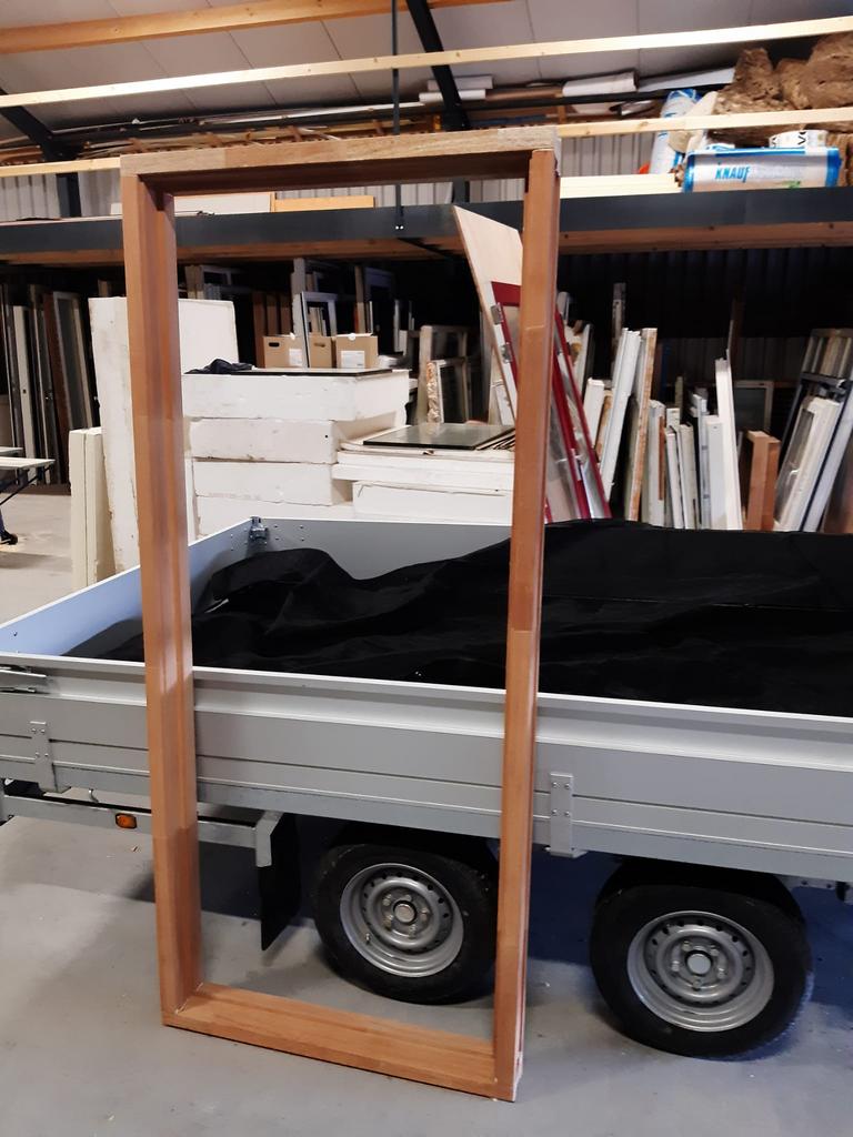 Hardhouten deurkozijnen verschillende afmetingen, Ophalen, Zo goed als nieuw, Planken