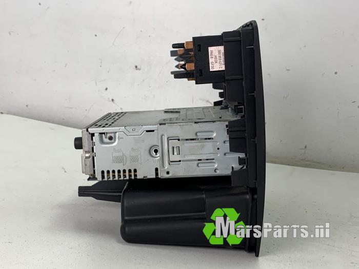 Radio CD Speler van een Volkswagen Passat, Gebruikt, -, Volkswagen, -