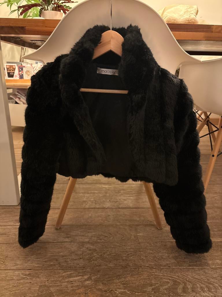Zwarte Mao City faux fur jas - Maat M, Kleding | Dames, Maat 38/40 (M), Zwart, Ophalen of Verzenden, Zo goed als nieuw
