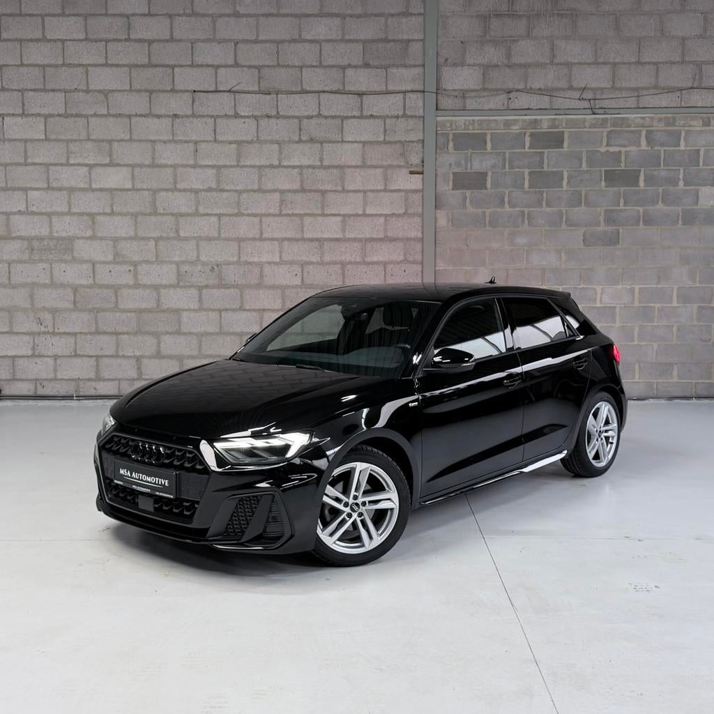 Audi A1 Sportback 30 TFSI 115PK 3xS-line |Keyless|Matrix|Nav, Auto's, A1, Alcantara, Zwart, USB