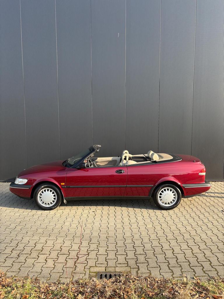 Saab 900 2.0 I Cabrio 1995 Rood, Voorwielaandrijving, 4 cilinders, Cabriolet, Origineel Nederlands