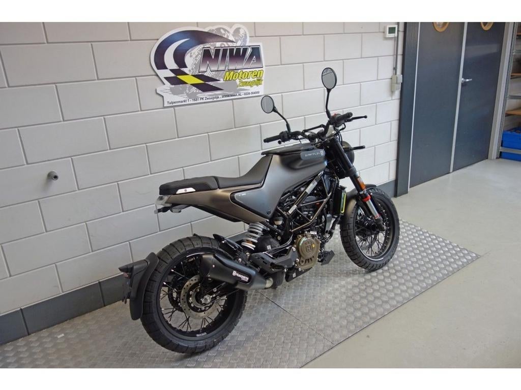 HUSQVARNA SVARTPILEN 125, Bedrijf, Onbekend, 125 cc, HUSQVARNA