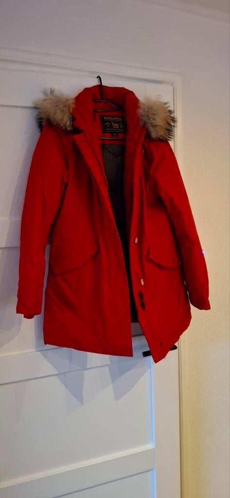 Woolrich jas, Ophalen of Verzenden, Zo goed als nieuw, Rood