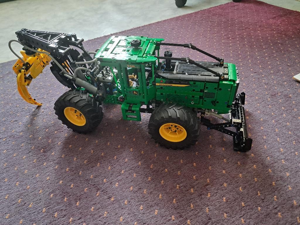 Skidder tractor, Ophalen, Zo goed als nieuw, Complete set, Lego