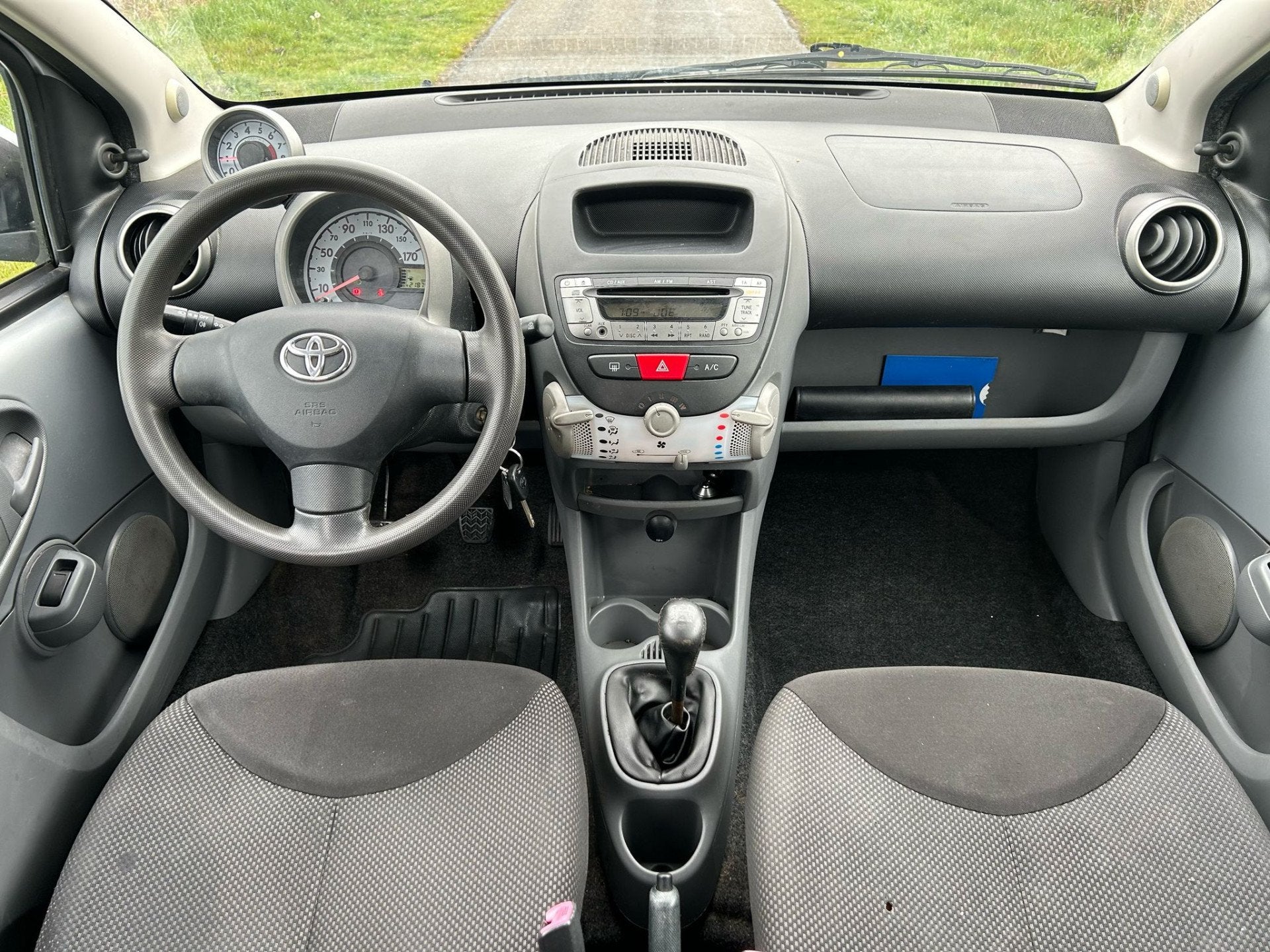 Toyota Aygo 1.0-12V Comfort Airco / 5-Deurs (bj 2009), Voorwielaandrijving, Stof, Gebruikt, Zwart