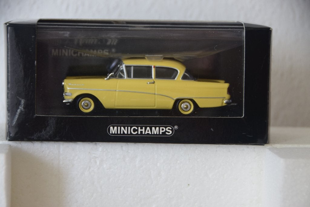opel rekord  p1, Hobby en Vrije tijd, Modelauto's | 1:43, Ophalen of Verzenden, Nieuw, Auto, MiniChamps