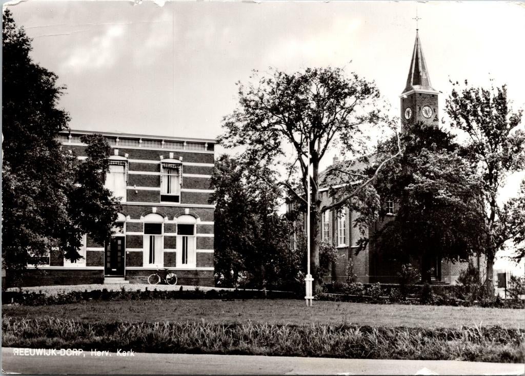 Reeuwijk - Dorp - Herv. Kerk, Verzamelen, Ansichtkaarten | Nederland, Verzenden, 1960 tot 1980, Ongelopen, Zuid-Holland