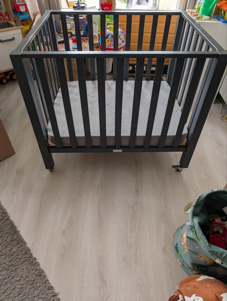 Bopita box met boxmatras, Ophalen, Gebruikt, Vierkant, In hoogte verstelbaar