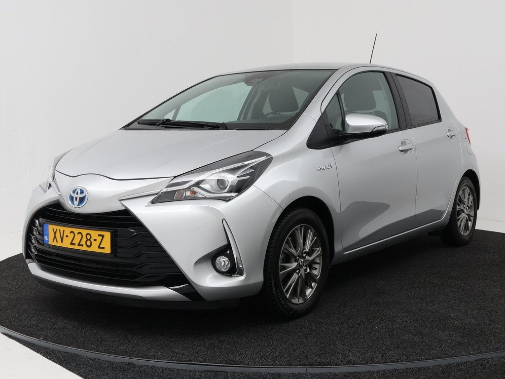 Toyota Yaris 1.5 Hybrid Dynamic | Navigatie | (bj 2019), Auto's, Toyota, Bedrijf, Te koop, Yaris, ABS, Achteruitrijcamera, Airbags
