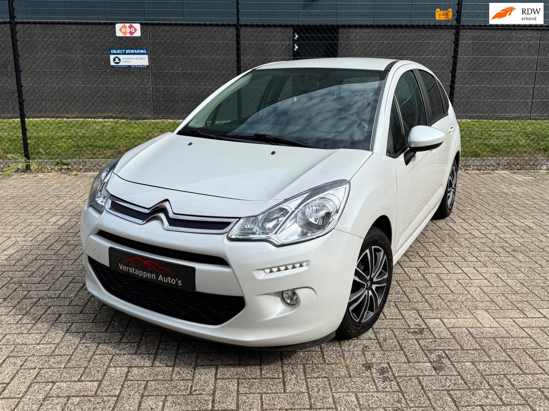 Citroen C3 1.2 PureTech Feel Edition *AIRCO-TREKHAAK-CRUISE*, Auto's, Voorwielaandrijving, Stof, Gebruikt, 1199 cc