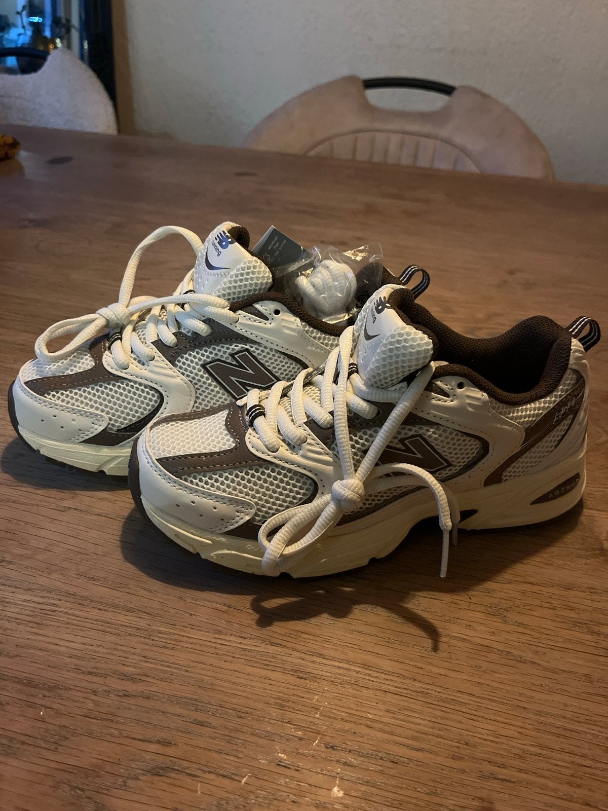 New Balance 530 Sneakers - Nieuw, Beige, Nieuw, Ophalen of Verzenden, Sneakers of Gympen