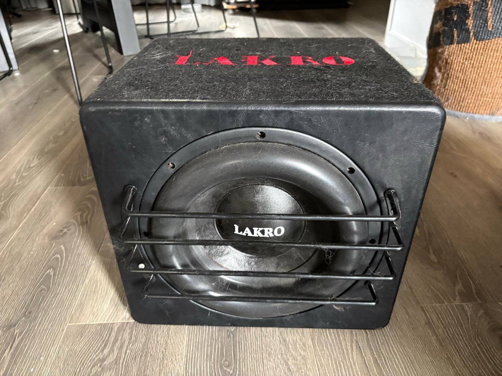 Lakro actieve autosubwoofer 1800W piek 450W RMS, Auto diversen, Ophalen of Verzenden, Zo goed als nieuw
