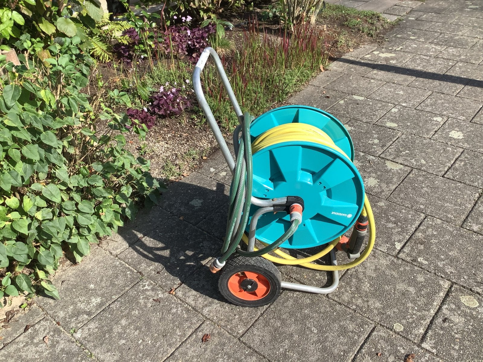 Gardena Slangenwagen met 20m Tricoflex slang 19mm, Ophalen, Zo goed als nieuw, Tuinslanghaspel