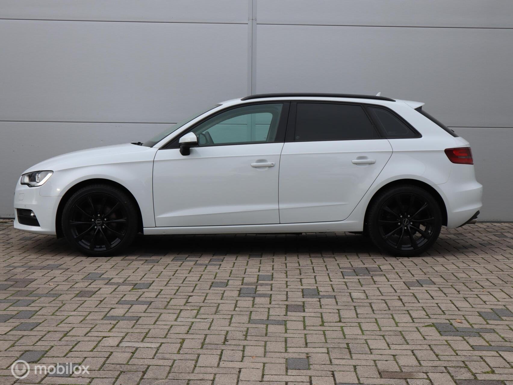 Audi A3 1.4 TFSI Automaat Clima LED PDC Stoelverwarming 18 i, Auto's, Stof, Gebruikt, 4 cilinders, 1210 kg