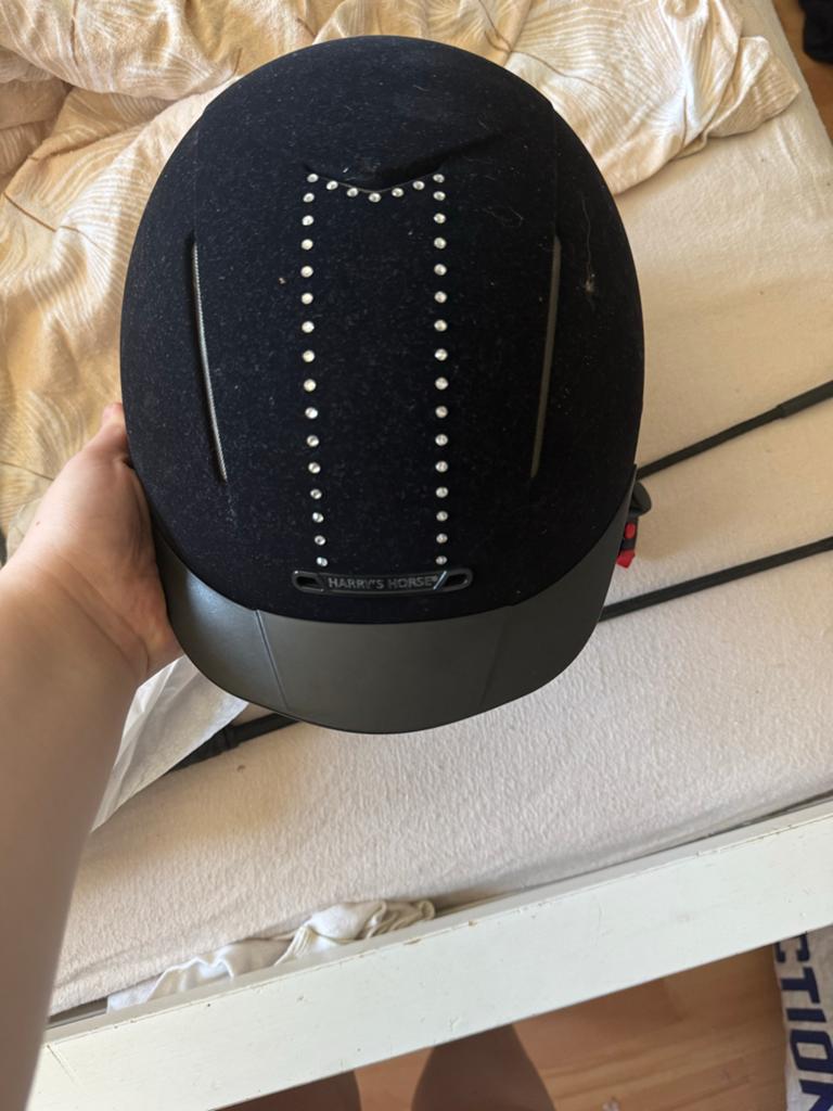 Mooie paardrijcap, Dieren en Toebehoren, Paardrijkleding, Ophalen, Dames, Overige soorten, Zo goed als nieuw