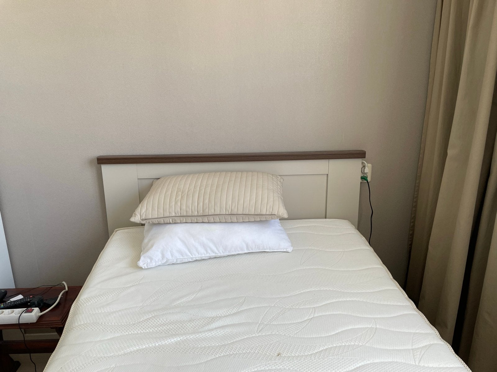 Chateau bed 120x200 elektrisch verstelbaar met kaptafel, Ophalen, Overige kleuren, Twijfelaar, 120 cm