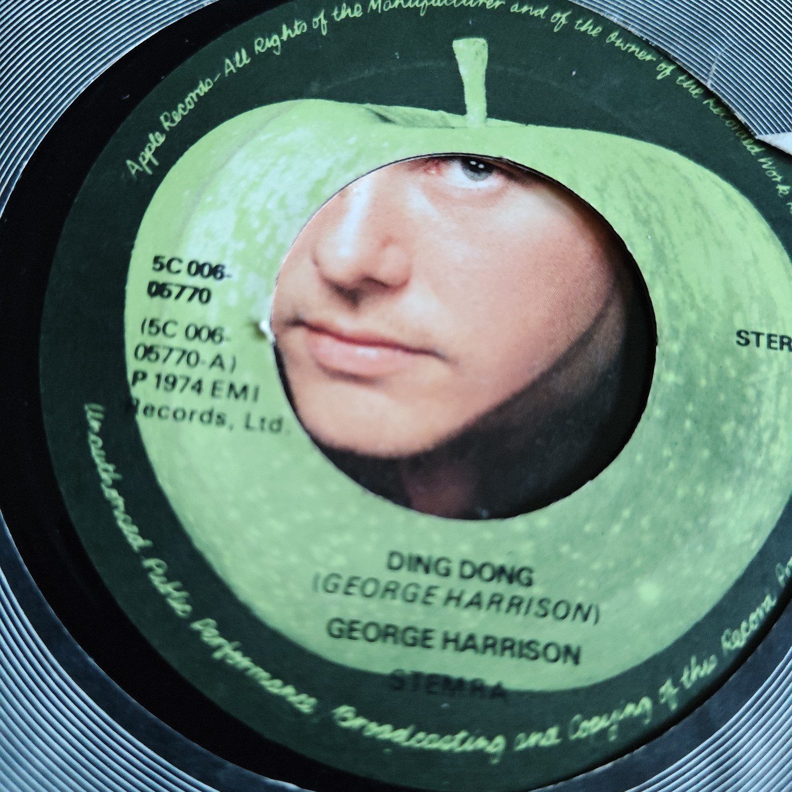 George Harrison - Ding Dong (1974) 7 inch vinyl single, Cd's en Dvd's, Gebruikt, 7 inch, Ophalen of Verzenden, Pop
