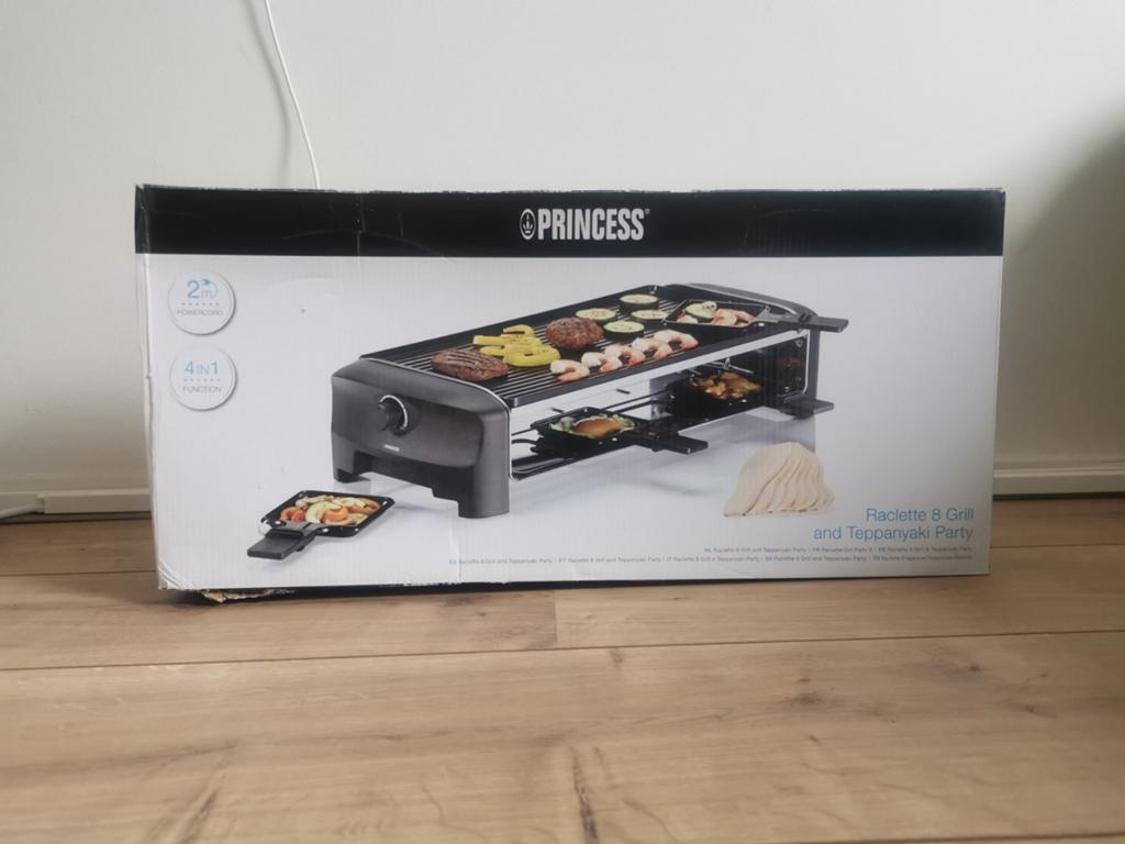 Princess Raclette 8 Grill and Teppanyaki Party, Ophalen, Zo goed als nieuw, 8 personen of meer