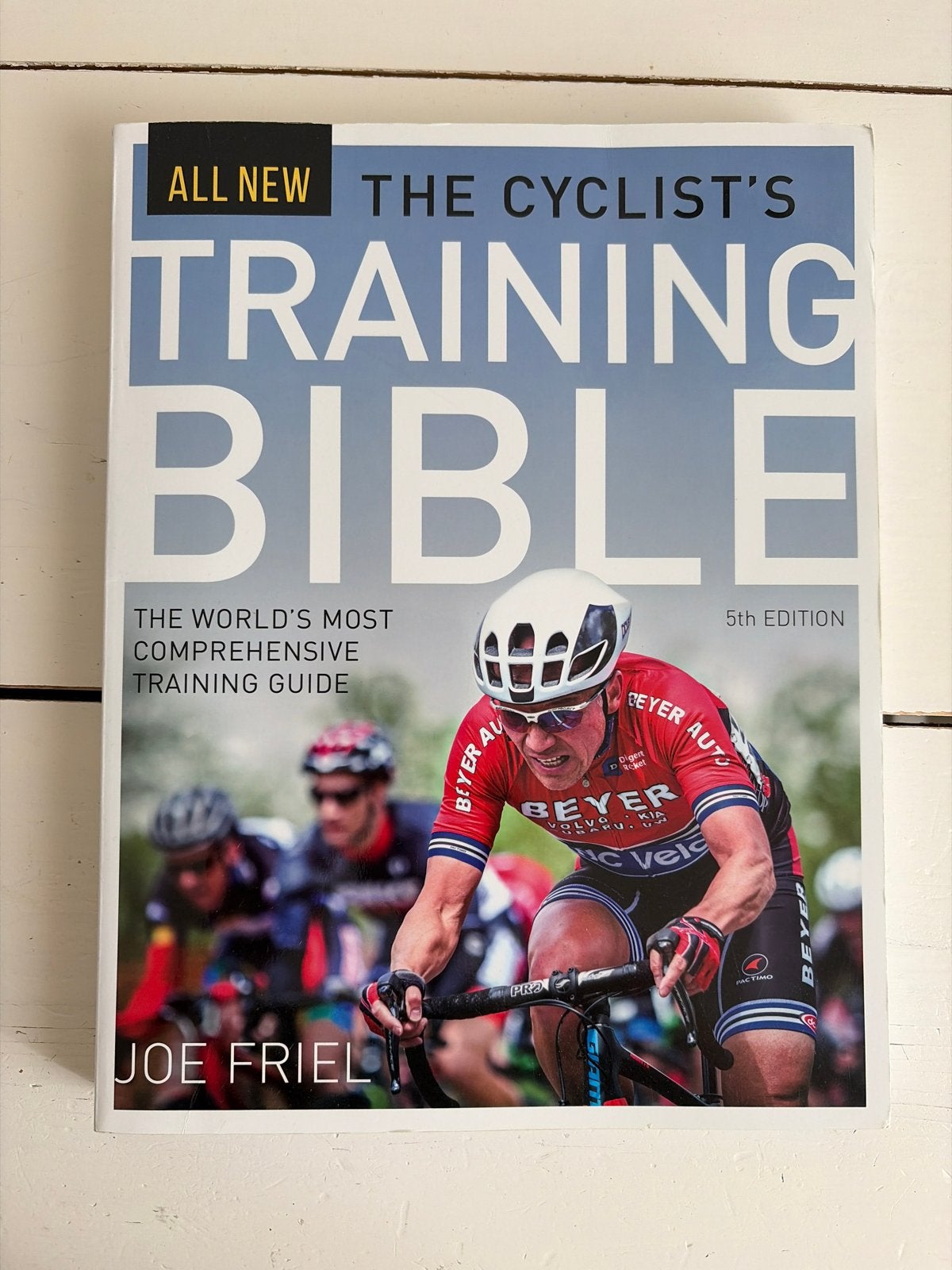 The Cyclist's Training Bible - Joe Friel (5th Edition), Boeken, Ophalen of Verzenden, Zo goed als nieuw, Lopen en Fietsen
