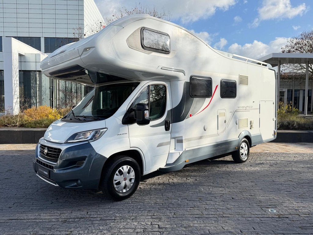 Fiat CAMPER / ROLLER TEAM MAGNIFICO 131PK / EURO5 / CAMERA /, Alkoof, Ringverwarming, Afzuigkap, Autohuis Vianen