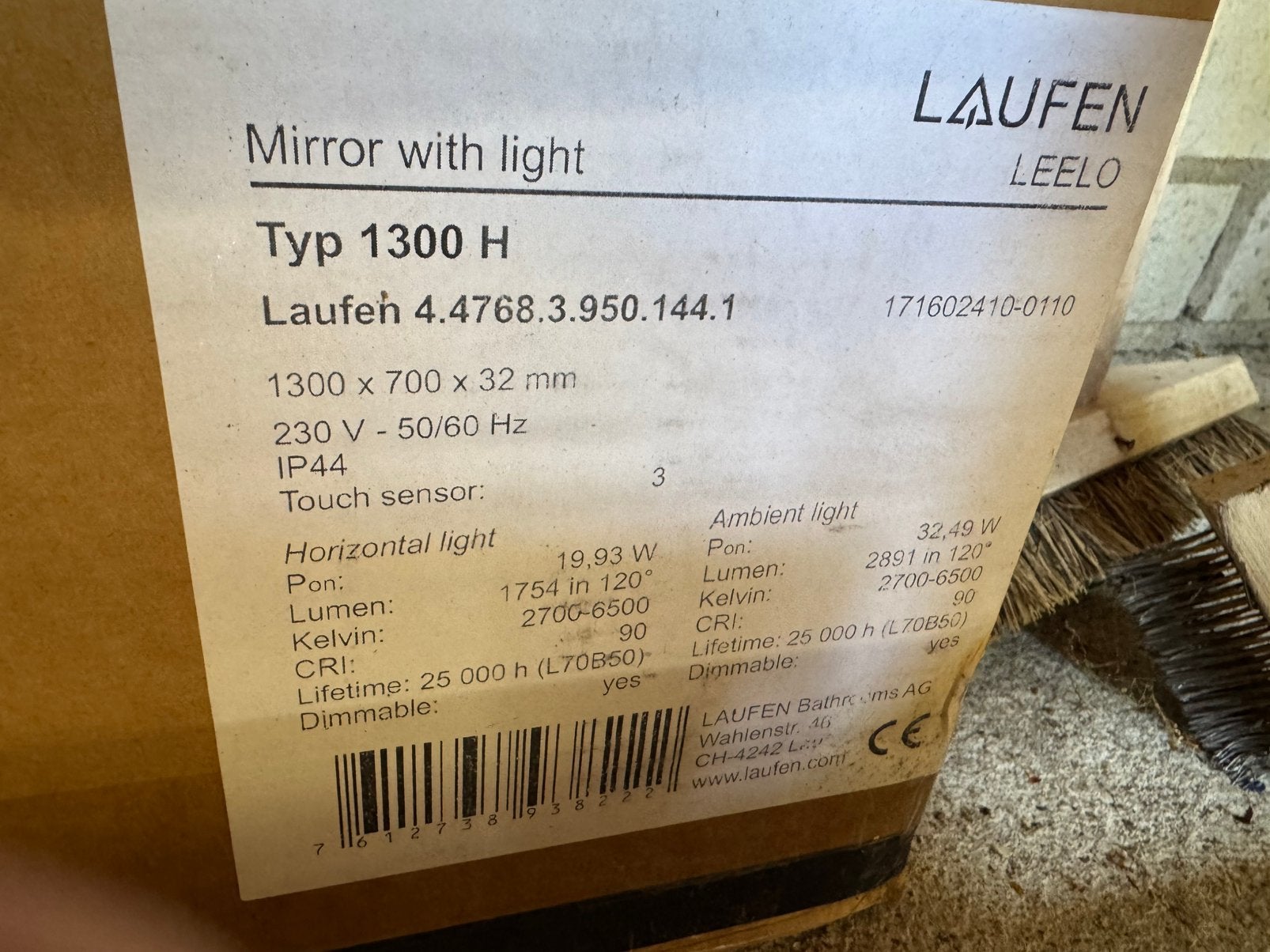 Laufen spiegel 1300 breed, Ophalen, Zo goed als nieuw, 125 cm of meer, Minder dan 100 cm
