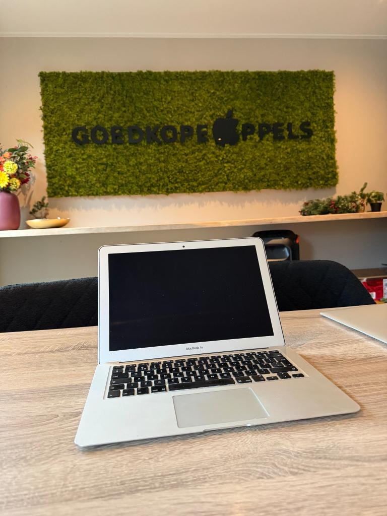 MacBook Air 13 inch 2015 en 2017 i5 4/8GB 128/256GB, Ophalen, Support@apple.com, MacBook Air, Apple