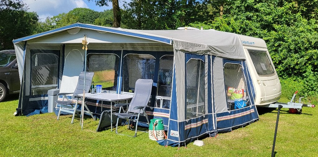 Caravelair Brasilia Luxe 455 (2000) + 3,5m tent, 750 - 1000 kg, Particulier, 5 tot 6 meter, Caravelair