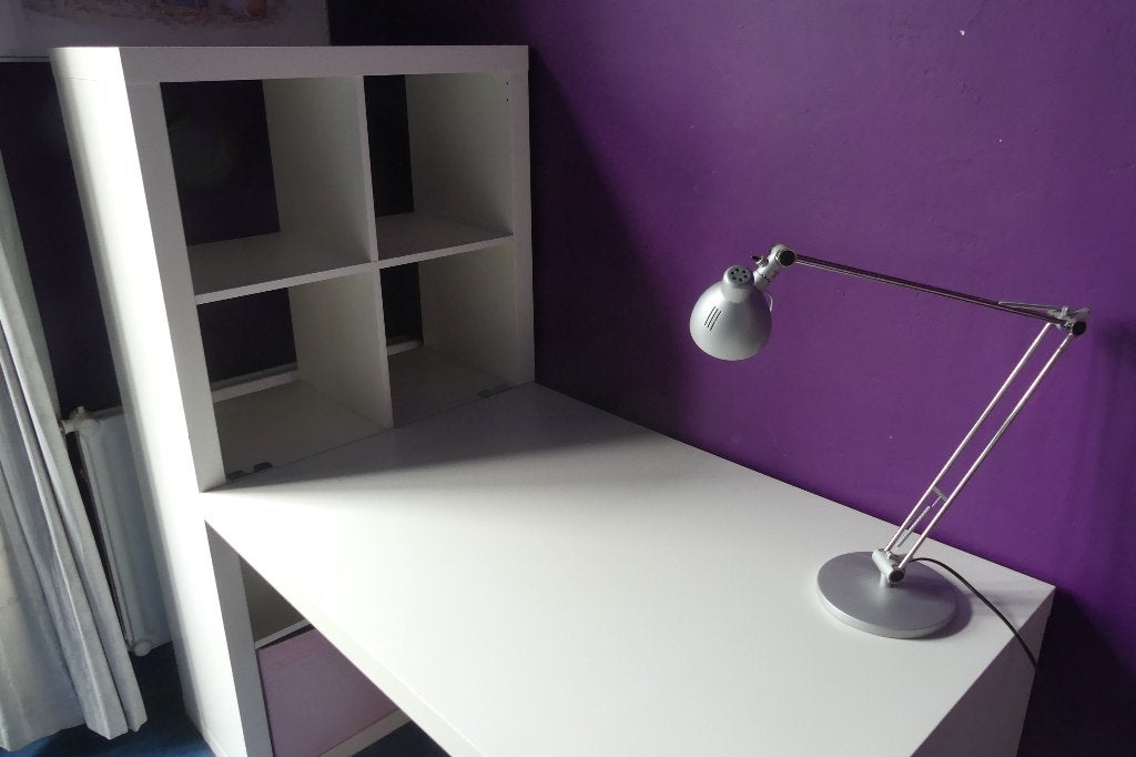 bureau, Ophalen, 115 cm, Spaanplaat of MDF, Zo goed als nieuw