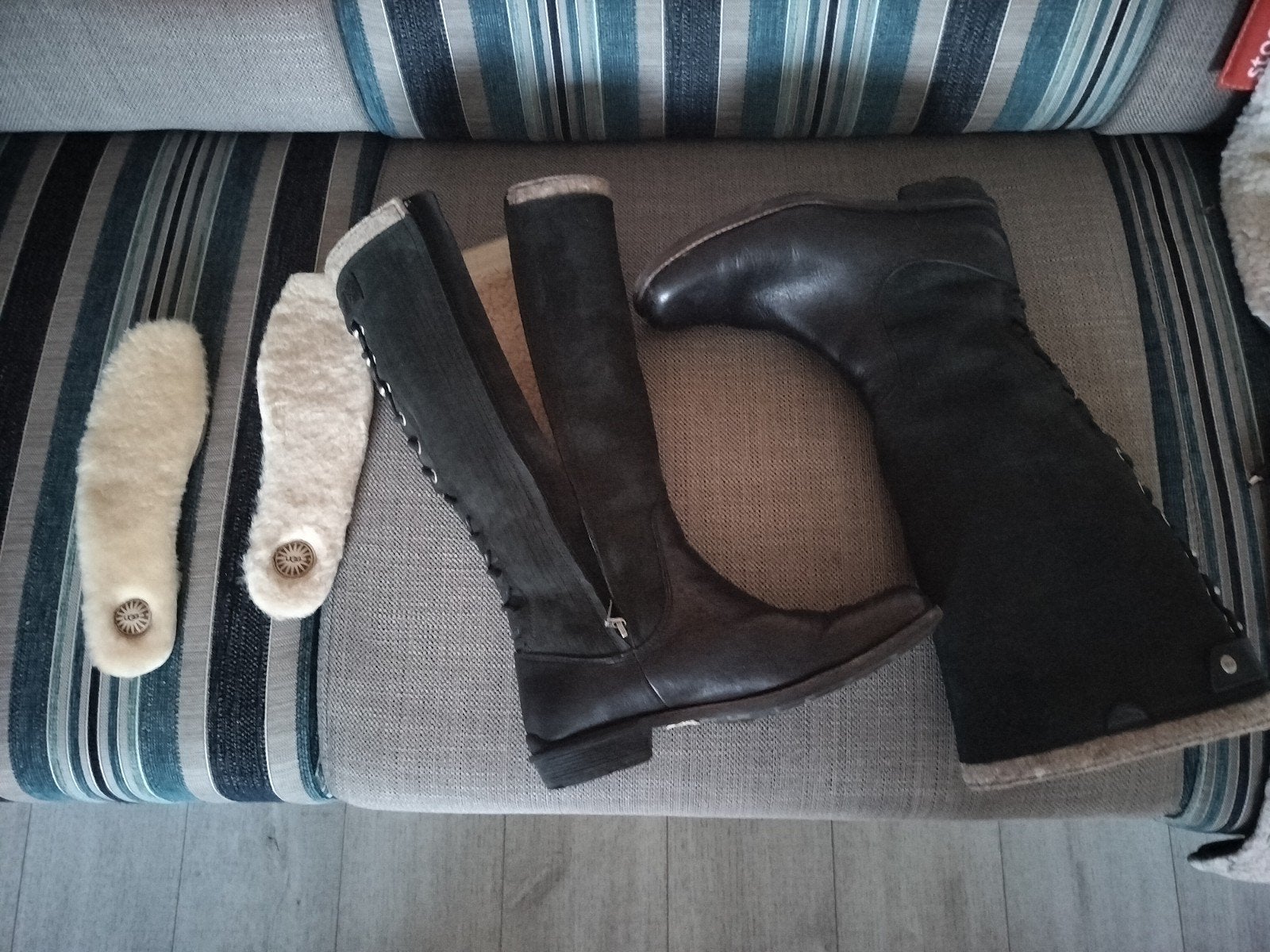 Prachtige Uggs leren laarzen - Zo goed als nieuw!, Hoge laarzen, UGG, Zwart, Ophalen of Verzenden