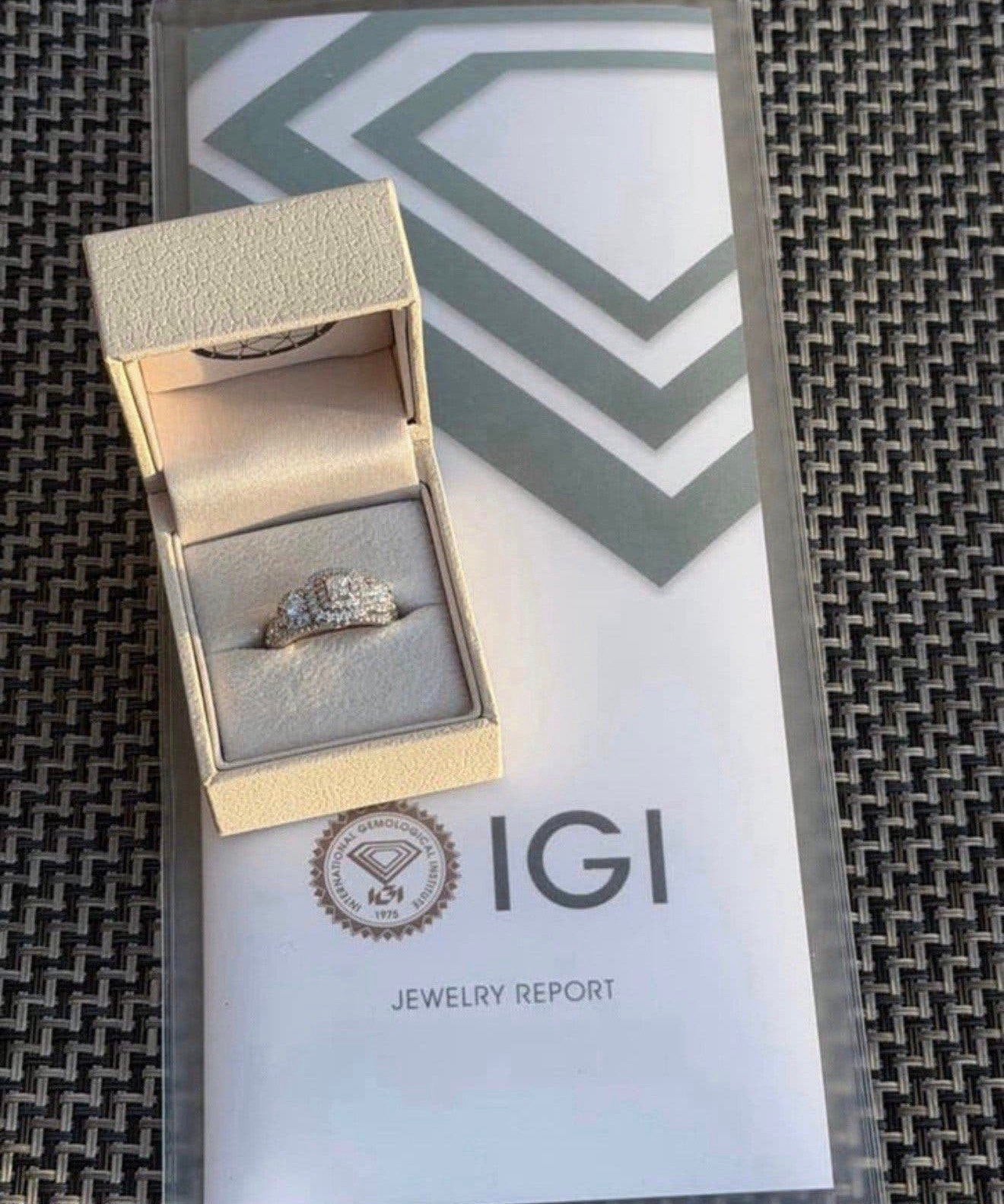Gouden ring 111 natuurlijke diamanten 1.25ct en certificaat!, Nieuw, Ophalen of Verzenden, Kleiner dan 17, Met edelsteen