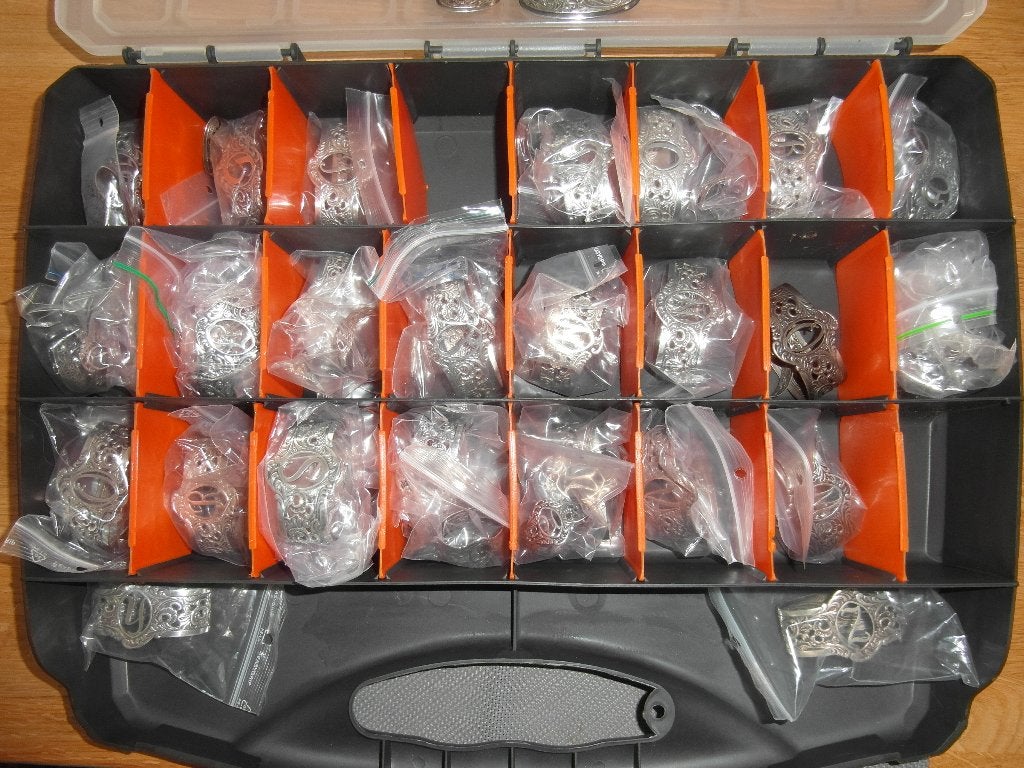 GERO  COLLECTIE VERZILVERDE BESTEK RINGEN EN VINGERDOEK., Ophalen of Verzenden