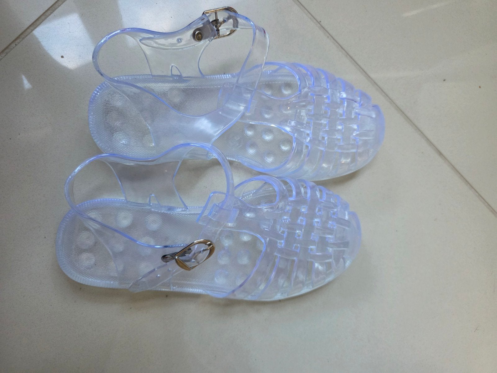 Gratis Transparante jelly sandalen maat 36, Ophalen of Verzenden, Gedragen, Overige kleuren, Sandalen of Muiltjes