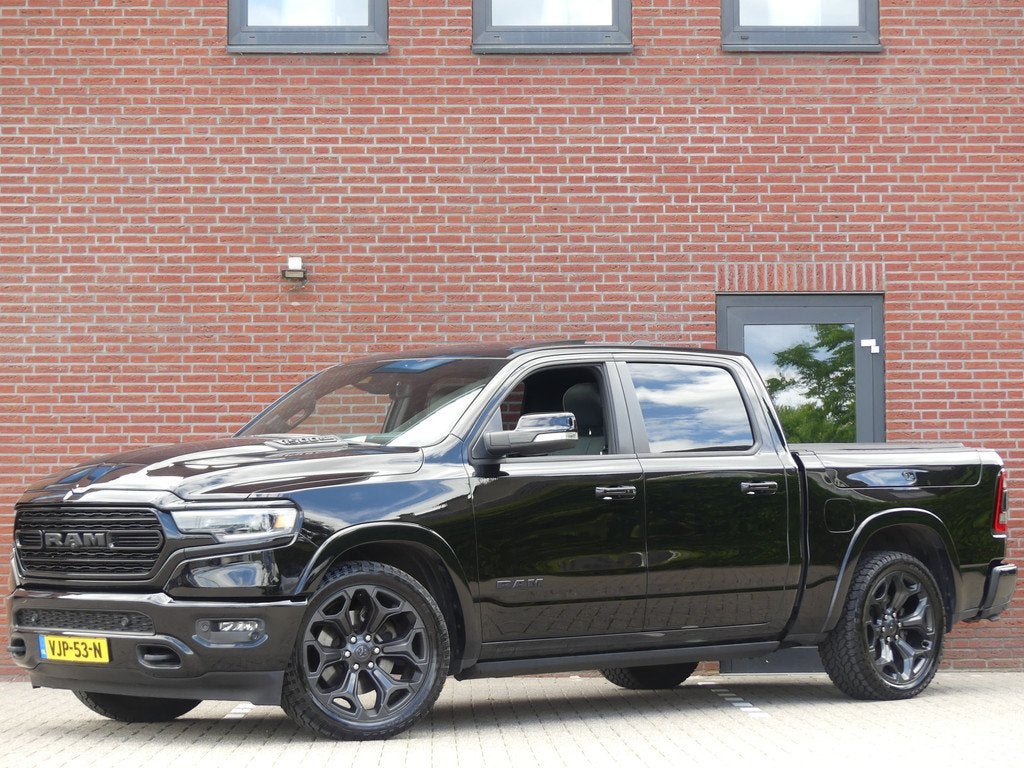Dodge Ram 1500 5.7 V8 LIMITED PANO/Luchtvering/LED/Elek step, Automaat, Gebruikt, 5654 cc, 402 pk