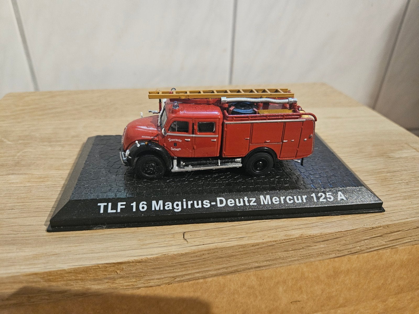 DeAugostini TLF 16 Magirus Deutz Mercur 125 A Brandweer, Ophalen of Verzenden, Zo goed als nieuw, Bus of Vrachtwagen