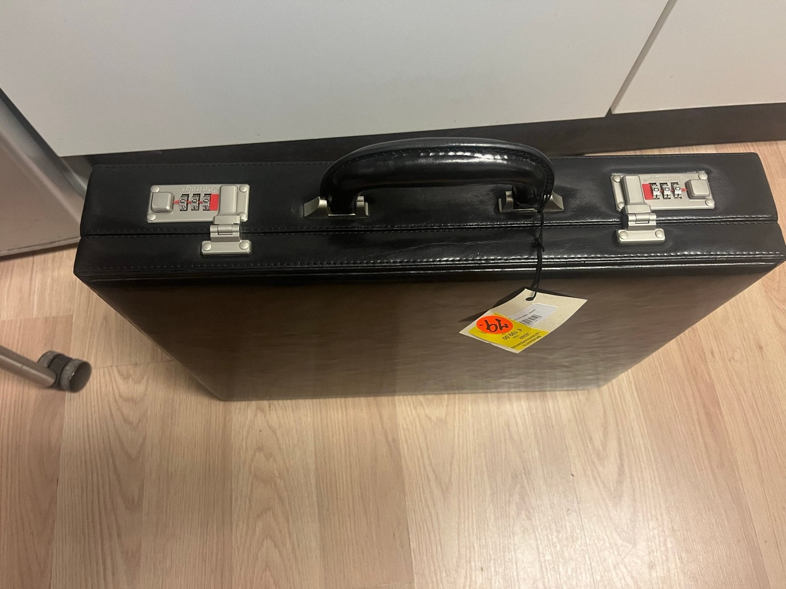 Lederen attaché koffertje met cijfersloten, 50 tot 60 cm, Verzenden, Leer, 35 tot 45 cm