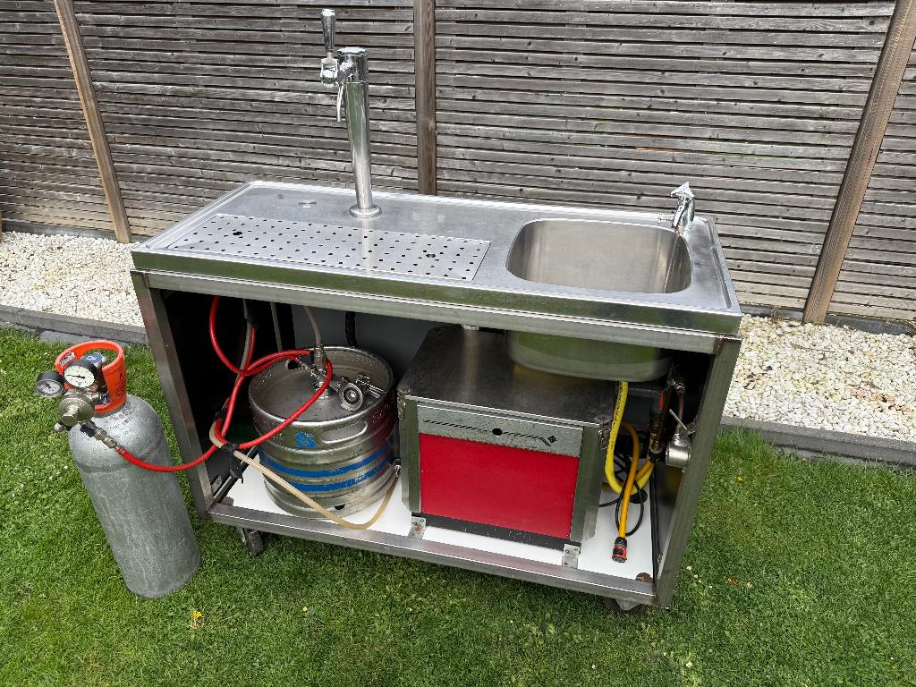 Huren: Biertap 1,20 M + spoelbak incl. CO2 - Gratis levering, Verzenden, Nieuw, Overige