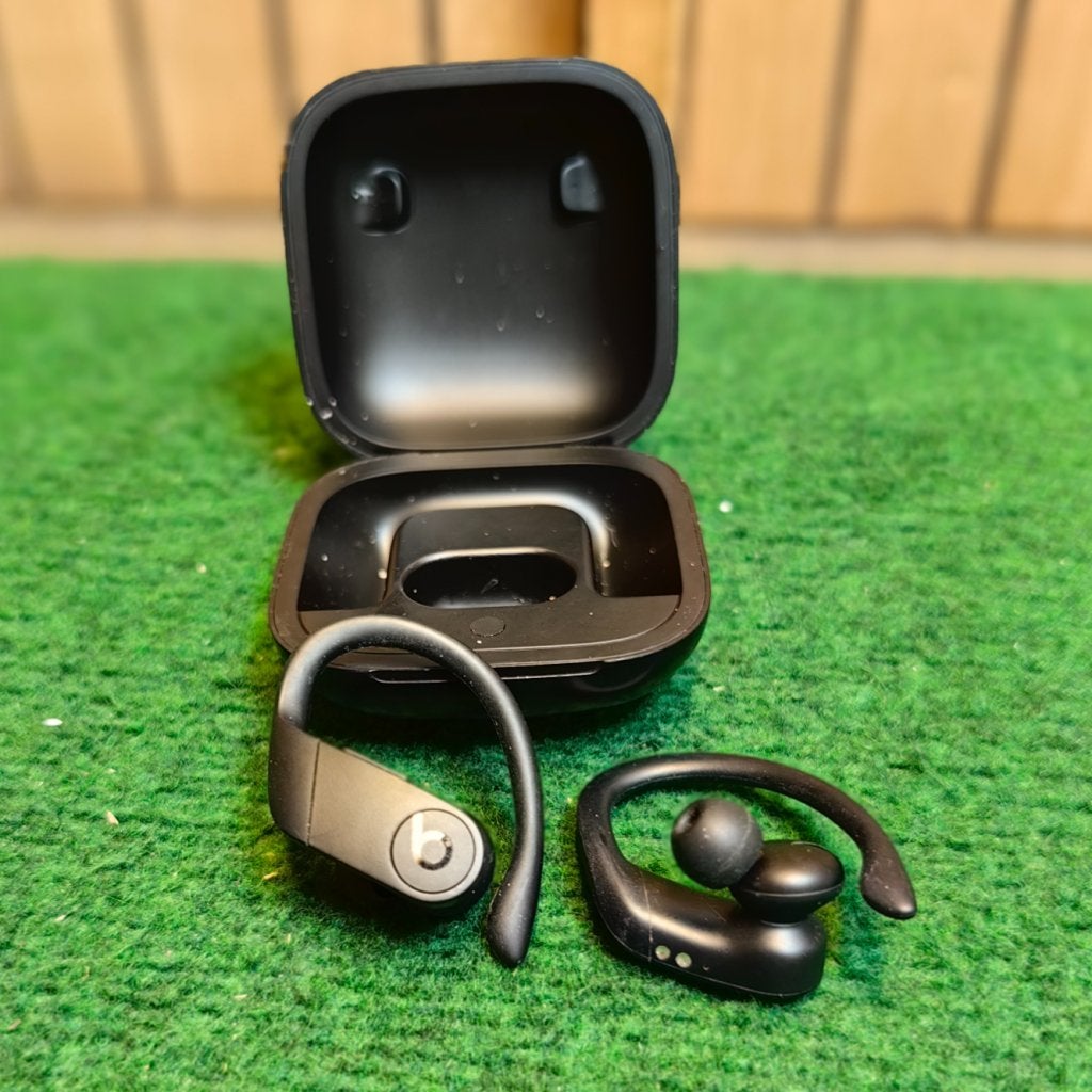 Beats by Dre Powerbeats Bluetooth Oordopjes - In Nette, Beats, Gebruikt, Support@beats.com, Beats Electronics LLC
Beats by Dr. Dre
8600 Hayden Place
Culver City, CA 90232
United States