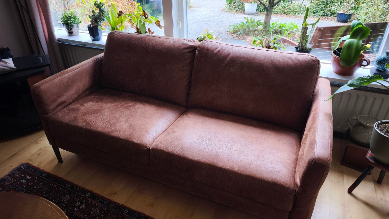 Prominent T-505 3-zitsbank – Cognac Microleder, Ophalen, Overige materialen, Driepersoons, 75 tot 100 cm