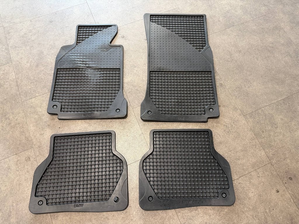 Nette OEM BMW E39 5Serie Complete Rubberen Matten Mattenset!, Auto diversen, Automatten, Gebruikt, Ophalen of Verzenden