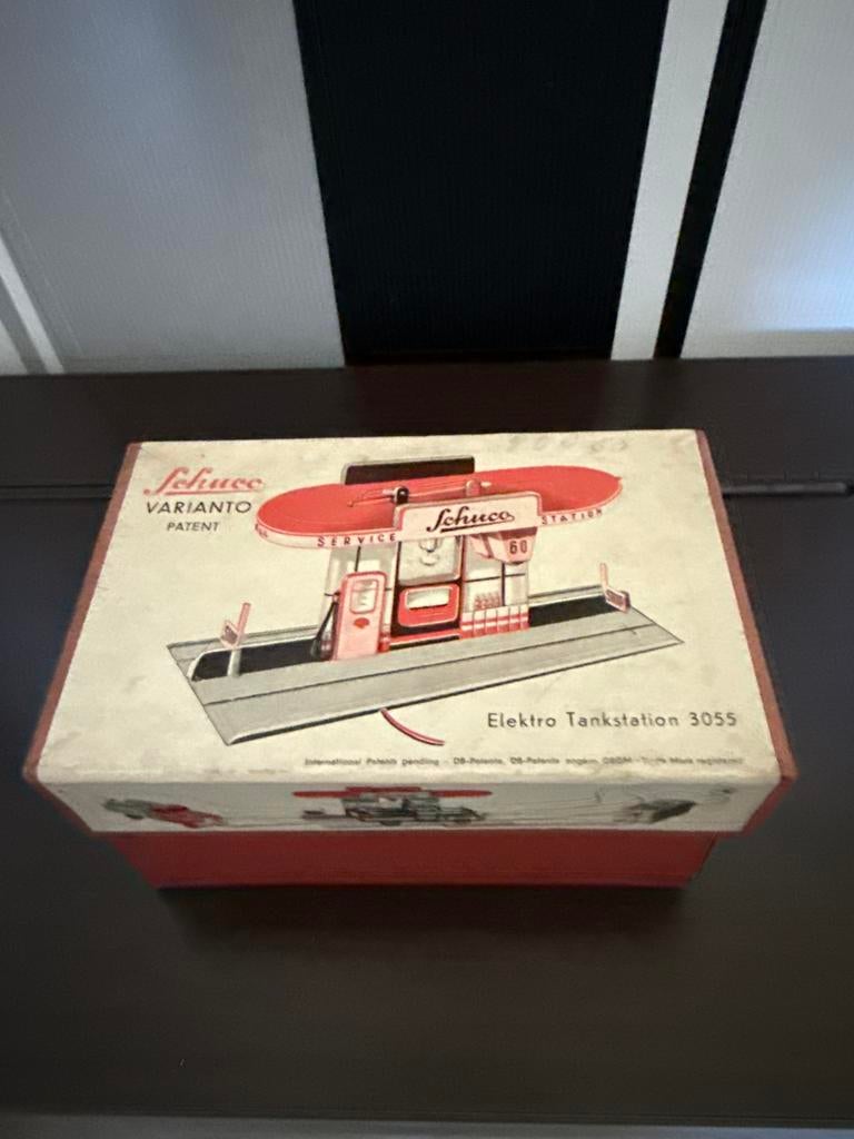 Schuco Varianto Elektro Tankstation 3055 - Vintage, Overige merken, Gebruikt, 1:50 of kleiner, Overige typen